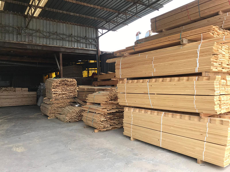 al�n tahtas�, al�n tahtas� imalat�, al�n tahtas� fiyatlar�, ah�ap profil, oymal� al�n tahtas�, s�p�rgelik, ah�ap kap� pervazlar�, ��ta imalat�, pencere ��talar�, seperat�r imalat�, speret�r modelleri, d��eme tahtalar�, lambiri, pres kalaslar, ekli d��eme, �at� al�n tahtas�, oymal� al�n tahtas�