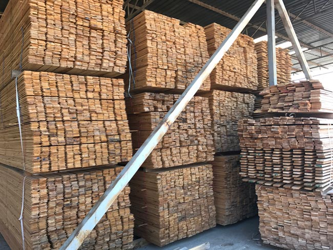 al�n tahtas�, al�n tahtas� imalat�, al�n tahtas� fiyatlar�, ah�ap profil, oymal� al�n tahtas�, s�p�rgelik, ah�ap kap� pervazlar�, ��ta imalat�, pencere ��talar�, seperat�r imalat�, speret�r modelleri, d��eme tahtalar�, lambiri, pres kalaslar, ekli d��eme, �at� al�n tahtas�, oymal� al�n tahtas�